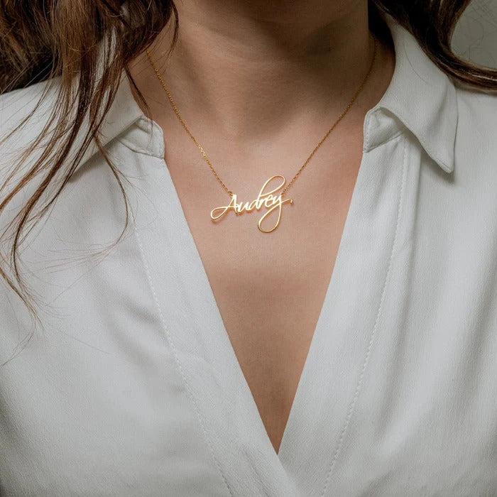 Personalized Curlicue Name Necklace
